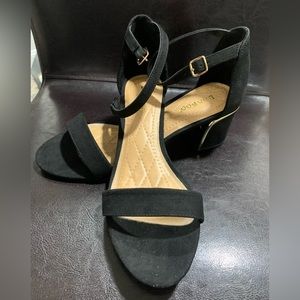 Bamboo Black Suede Shoe - New with box